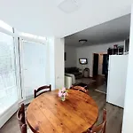 Holiday Apartments Golem (Tirana)