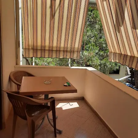Holiday Apartments Apartamento