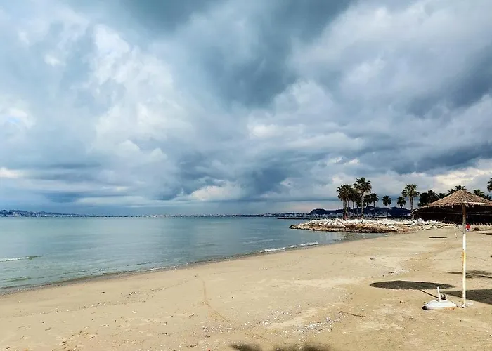 Daire Holiday Apartments Golem (Tirana)